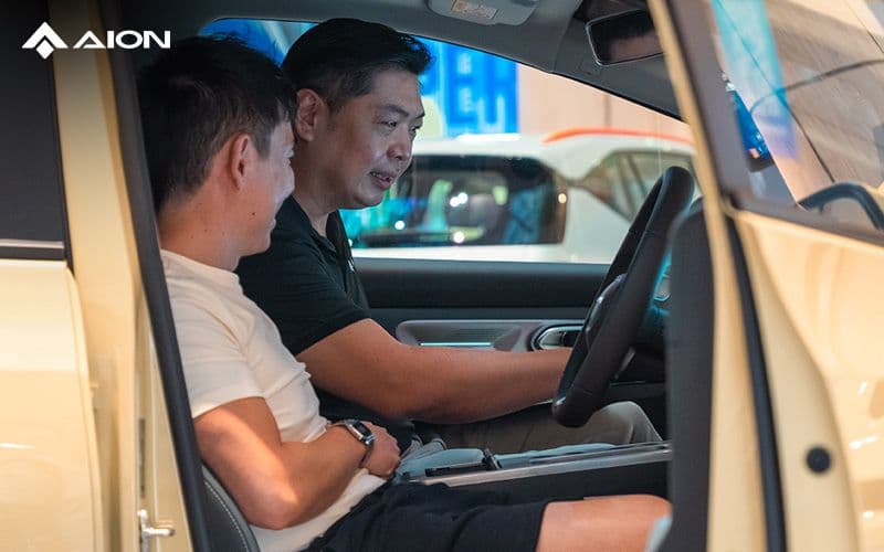 The Complete Guide to Buying Your First Electric Car in Singapore