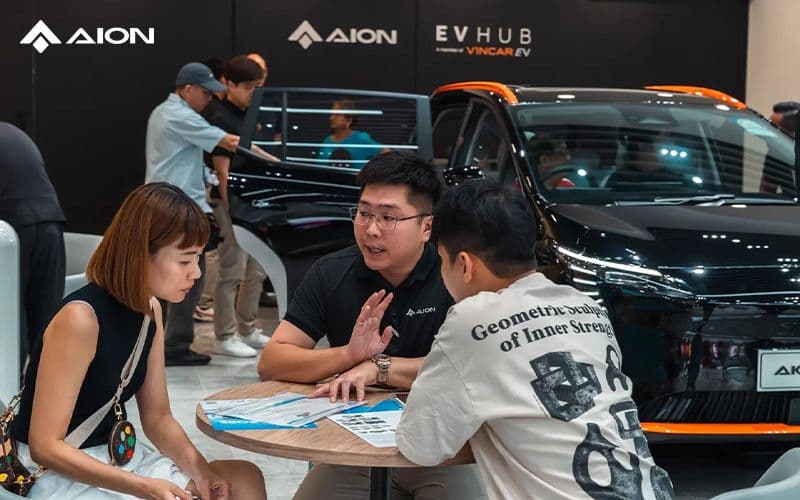 How Much Do I Need to Own an Electric Vehicle in Singapore?